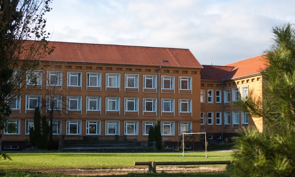 Albert Einstein Grammar School